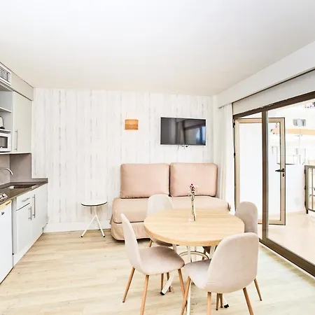 Leonardo Santa Eulalia Apartment *