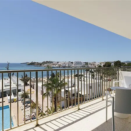 Leonardo Santa Eulalia Apartamento *