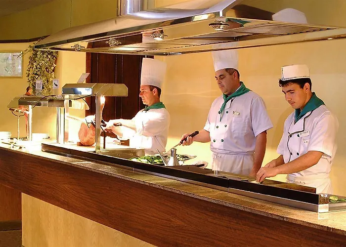 Leonardo Santa Eulalia Apartment