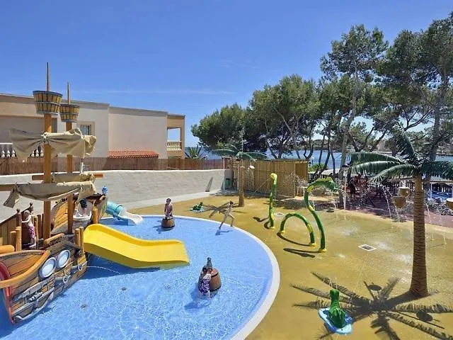 Leonardo Santa Eulalia Apartment *