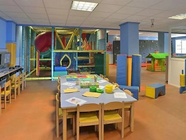 Leonardo Santa Eulalia Apartment *